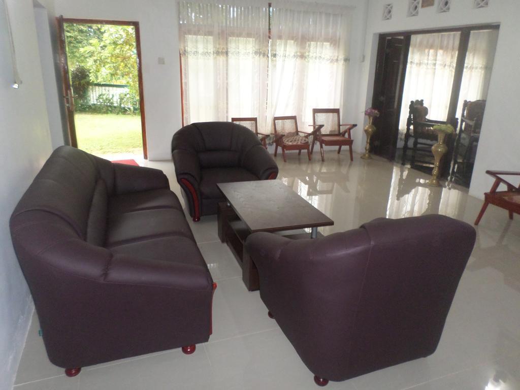 Grand Villa Mirissa Esterno foto