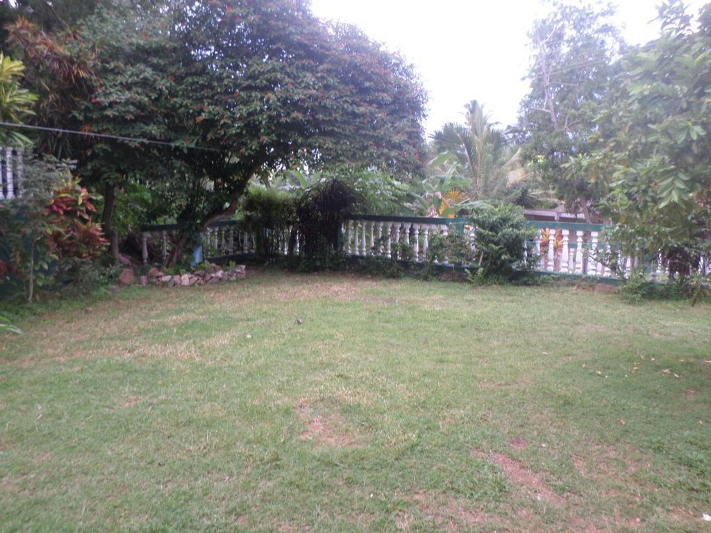 Grand Villa Mirissa Esterno foto